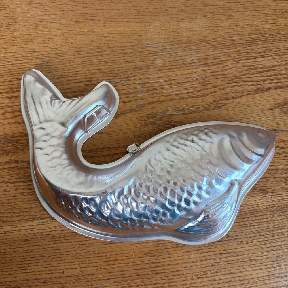 Vintage 1963 A.H.C. Fish Jello Mold Aluminum 4 Cup Wall Hanging Decor Hong Kong